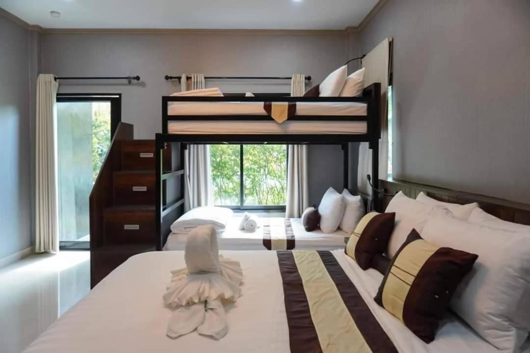 Photo of Bedroom in Tha Talat