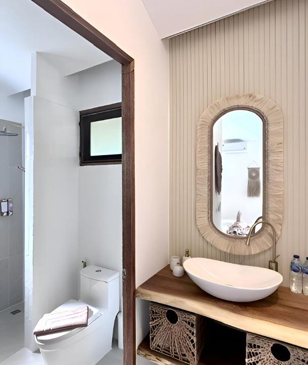 Photo of Bathroom in Maret