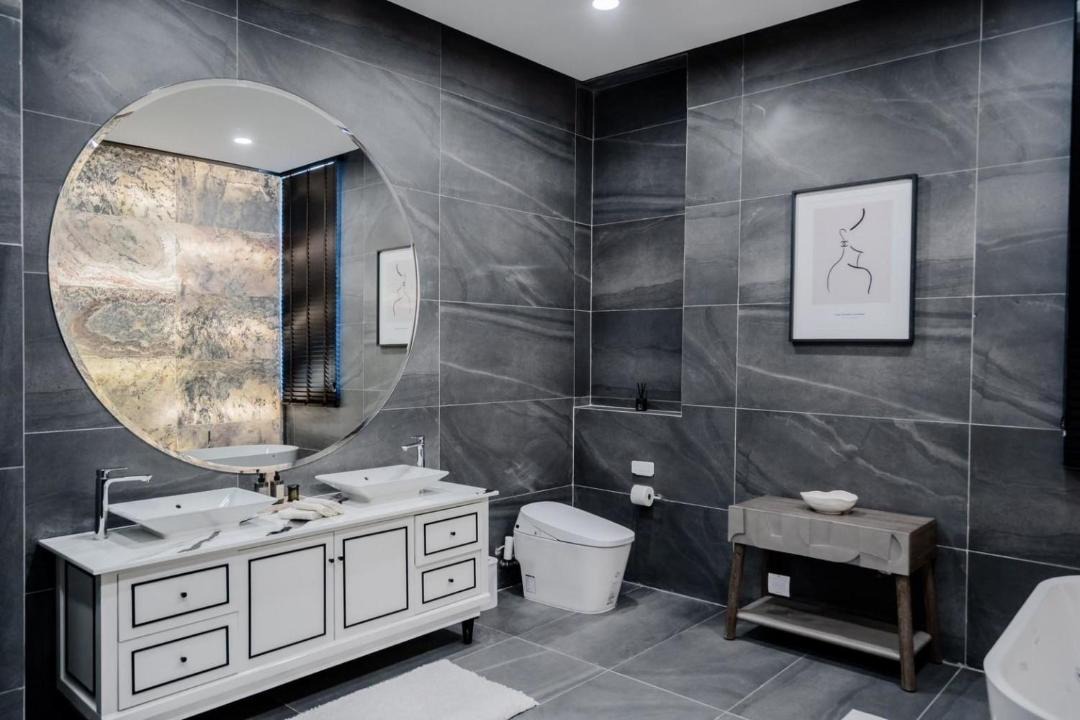 Photo of Bathroom in Sam Phraya