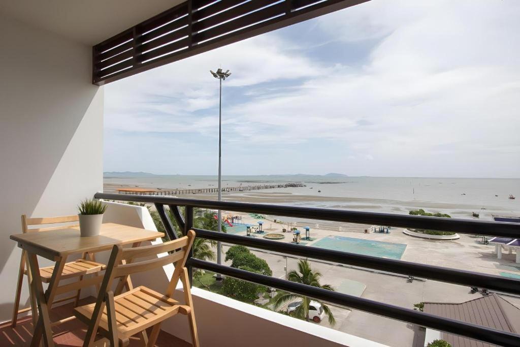 Photo of Patio Balcony in Saen Suk