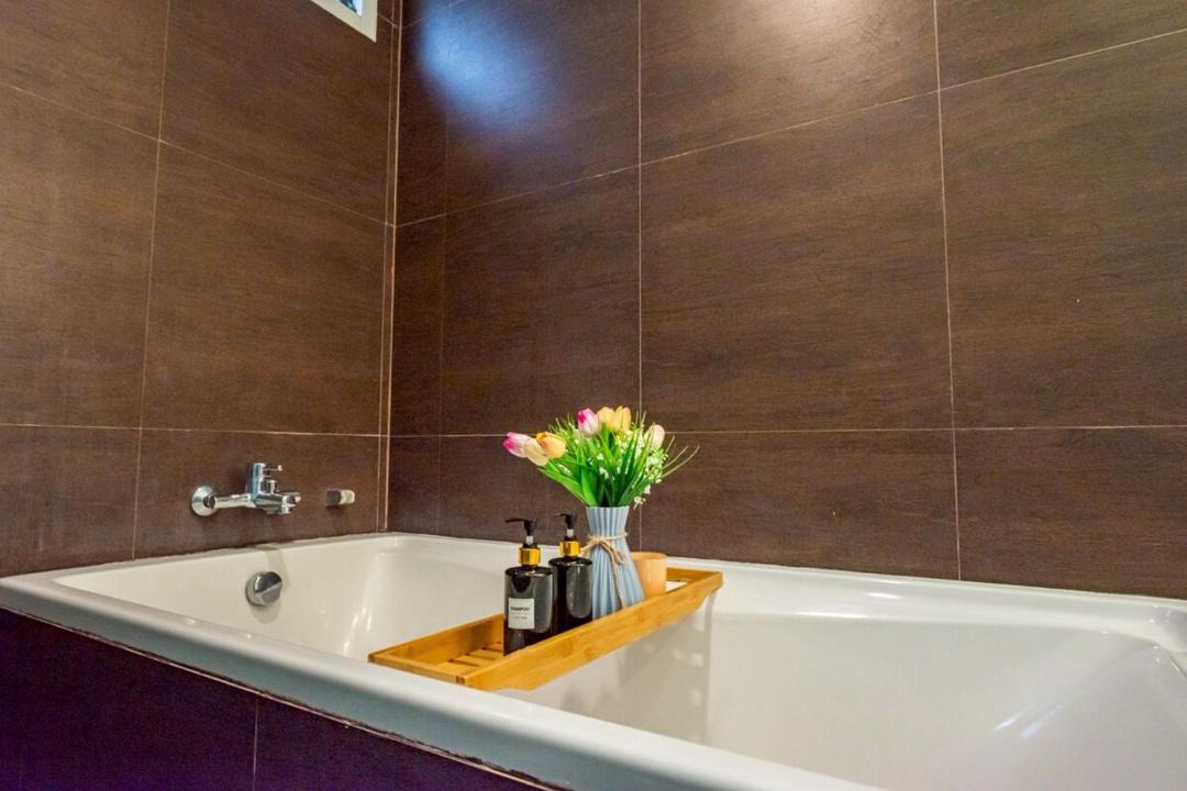 Photo of Bathroom in Na Kluea