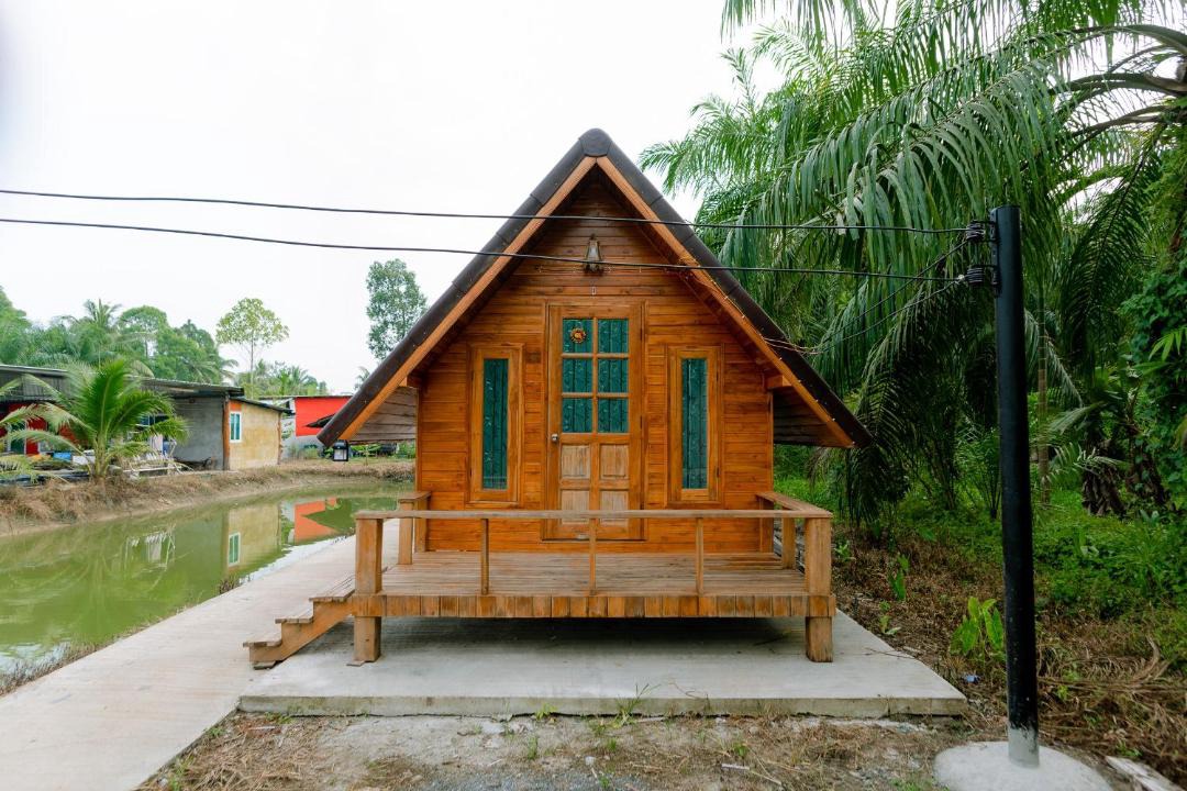 Photo of Others in Chaloem Phra Kiat