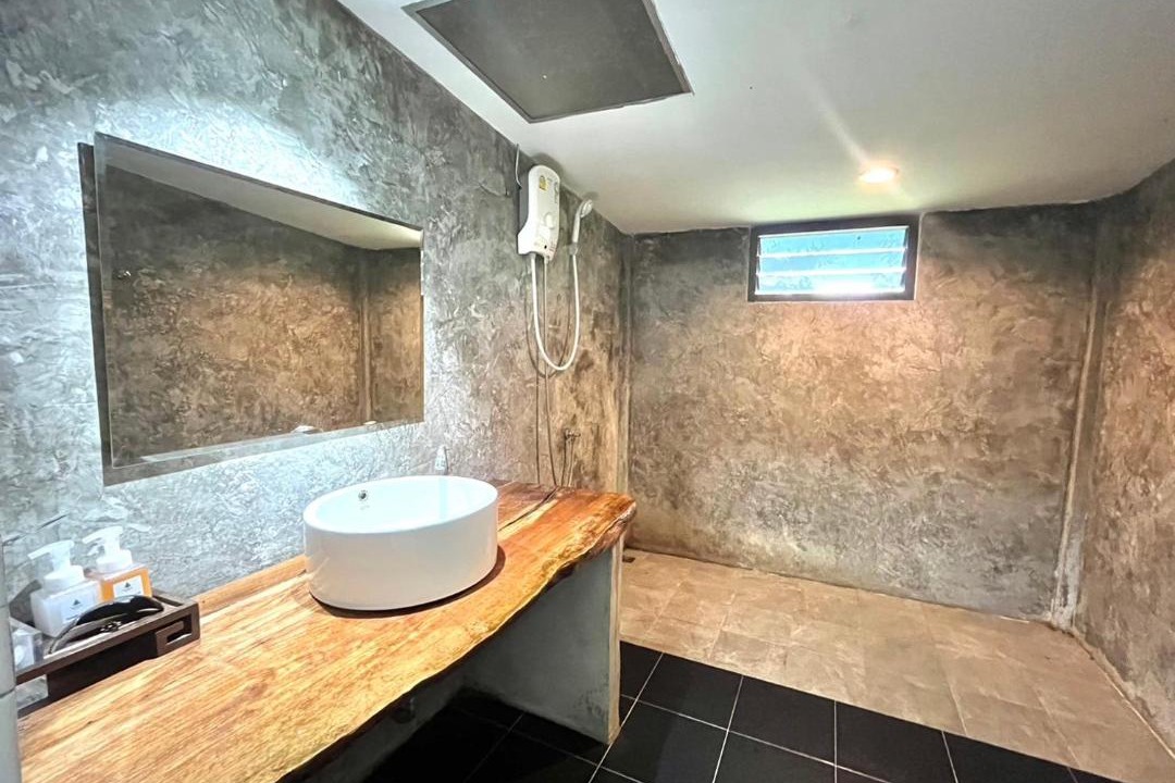 Photo of Bathroom in Thung Wa