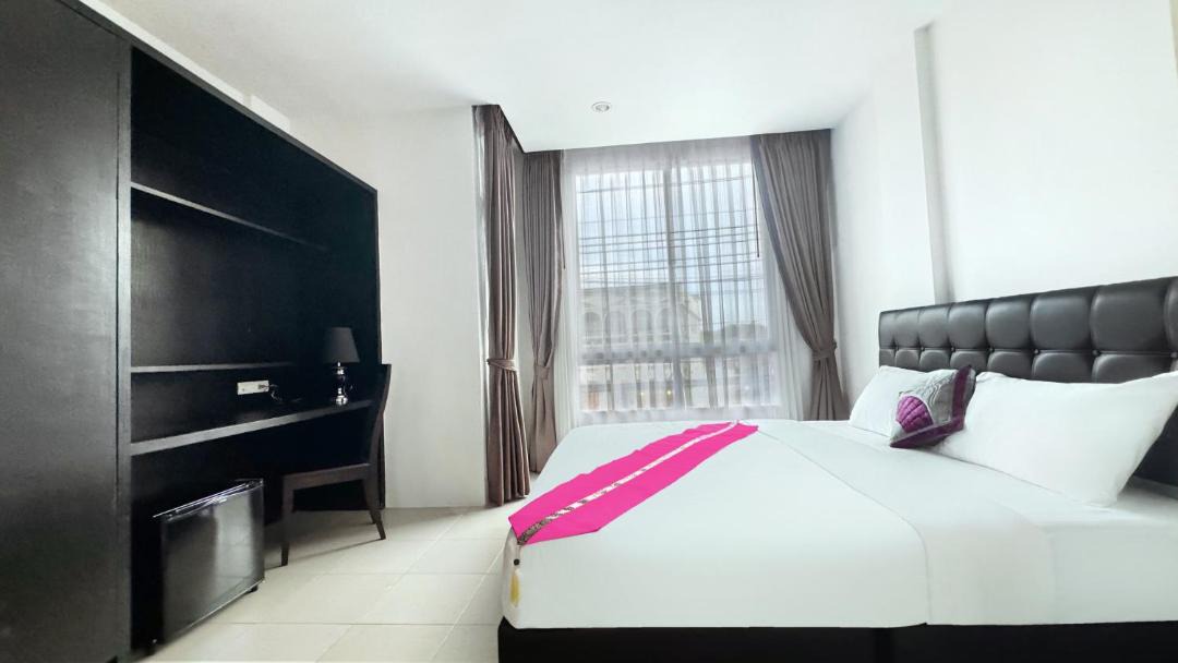 Photo of Bedroom in Chalong