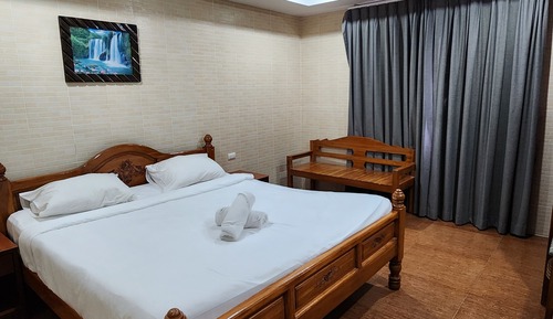 Superior Room, 1 King Bed