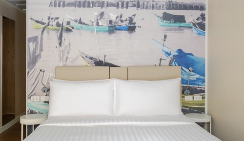 Superior Room, 1 King Bed