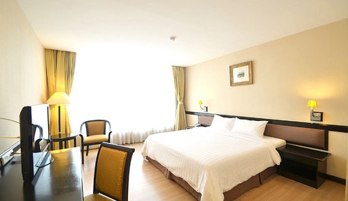 Superior Room, 1 King Bed