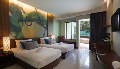Deluxe Room, Pool Access