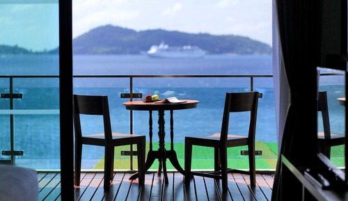 Premium Deluxe Seaview King