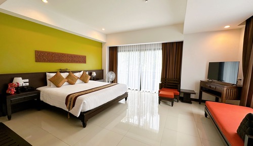 Grand Superior Room