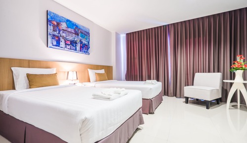 Deluxe Twin Room