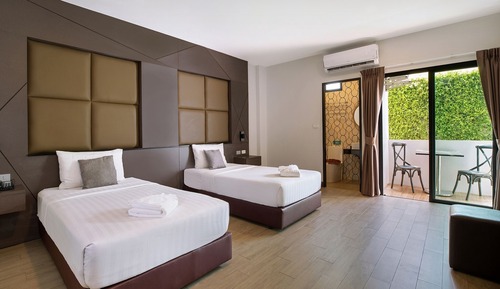 Deluxe Twin Room