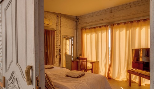 Panoramic Single Room