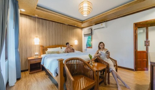 Grand Room, Sea View