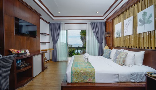 Deluxe Double Room, Pool View