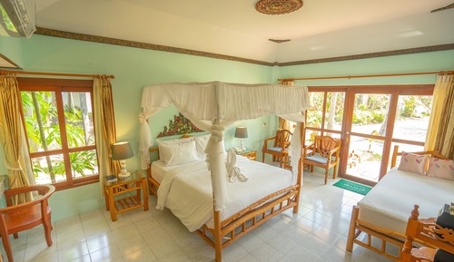 Superior Villa, 1 Queen Bed, Garden View