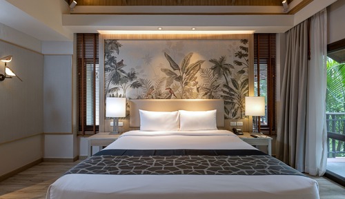 Superior King Room