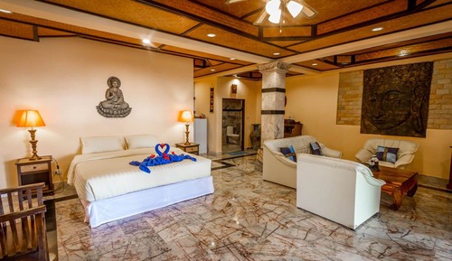 Family Beach Suite 