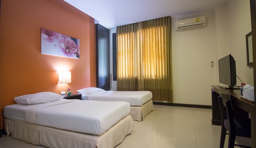 Deluxe Twin Room