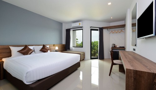 Superior King Room