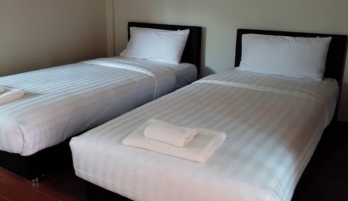 Twin Room, Pool Access