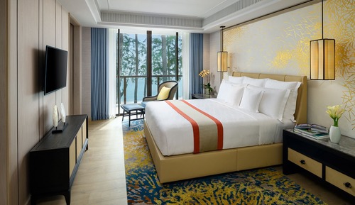 Club Suite, 1 King Bed, Club Lounge Access, Beachside (Ocean View)