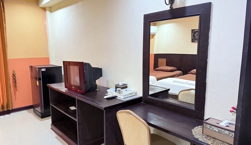 Basic Twin Room
