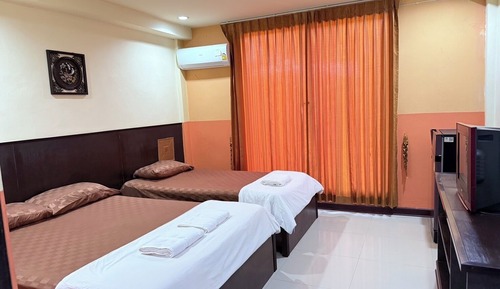 Family Triple Room, Garden View