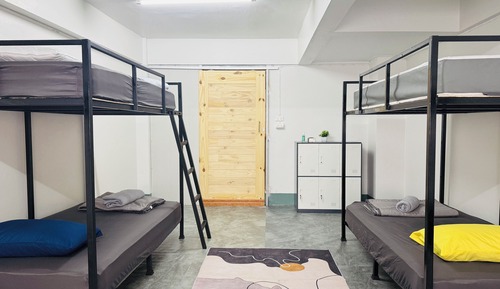 Basic Shared Dormitory, Mixed Dorm, Non Smoking