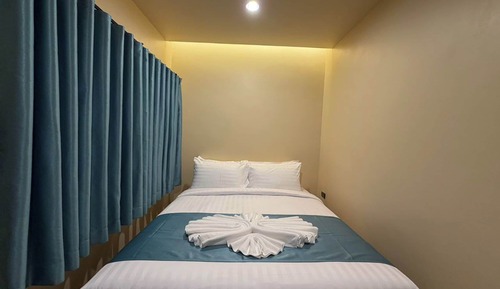 Standard Room, 1 Queen Bed