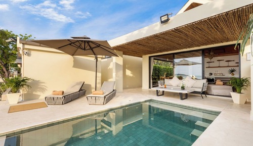 Luxury Villa, Beach View