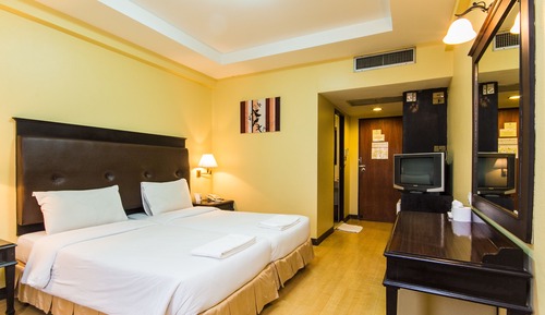 Standard Twin Room