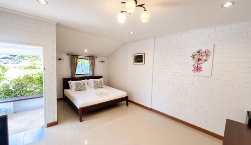 Deluxe Cottage