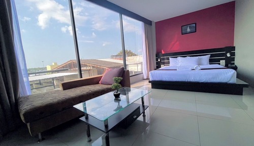 Superior Room, 1 King Bed, Non Smoking