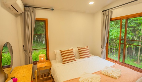 Lakeview House 2