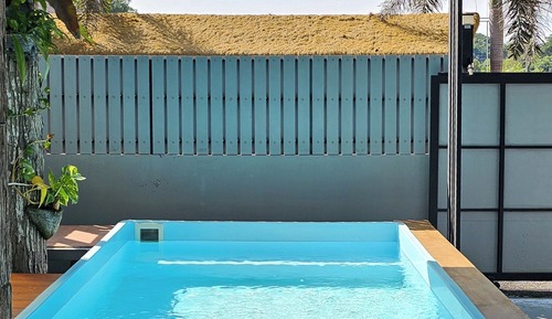 Deluxe Double Room, Pool Access