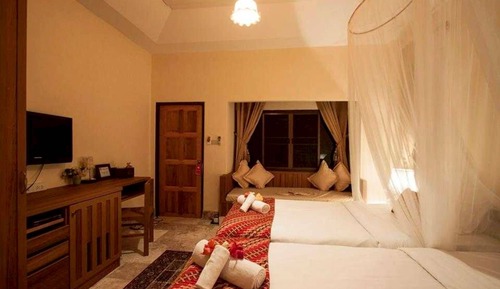 Deluxe Twin Room