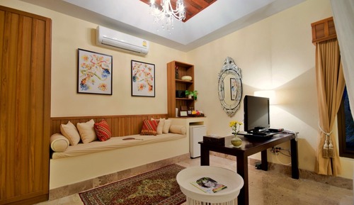 Suite, Mountain View