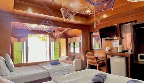 Standard Family Room