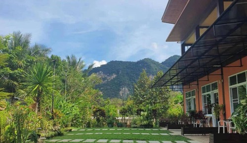 Basic Double Room, Garden View