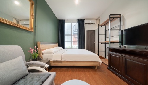 Standard Double Room, City View