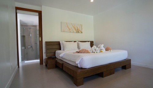Grand Premier Beachfront Pool Villa