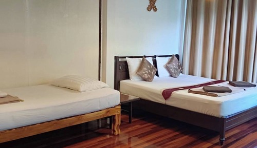 Superior Deluxe King Room