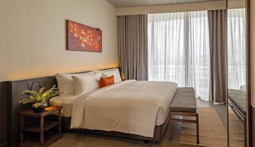 Premier Corner Room