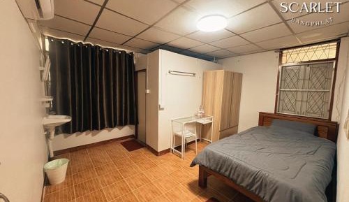 Single Room with Private Bathroom