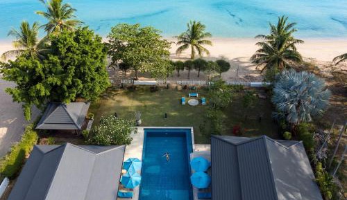 Villa - Beach Front with Round-trip Airport Transfer