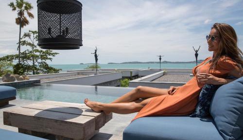 Villa - Beach Front