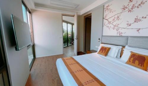 Suite with Balcony