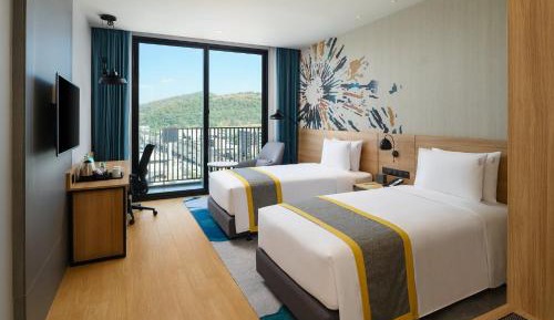Twin Room with Balcony