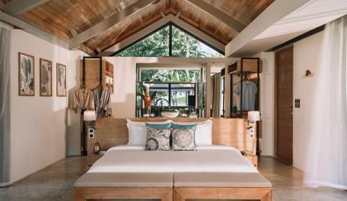 Three-Bedroom Oceanview Private Pool Villa